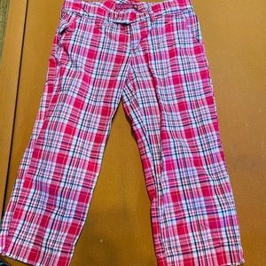 SO stretch size 7 capris